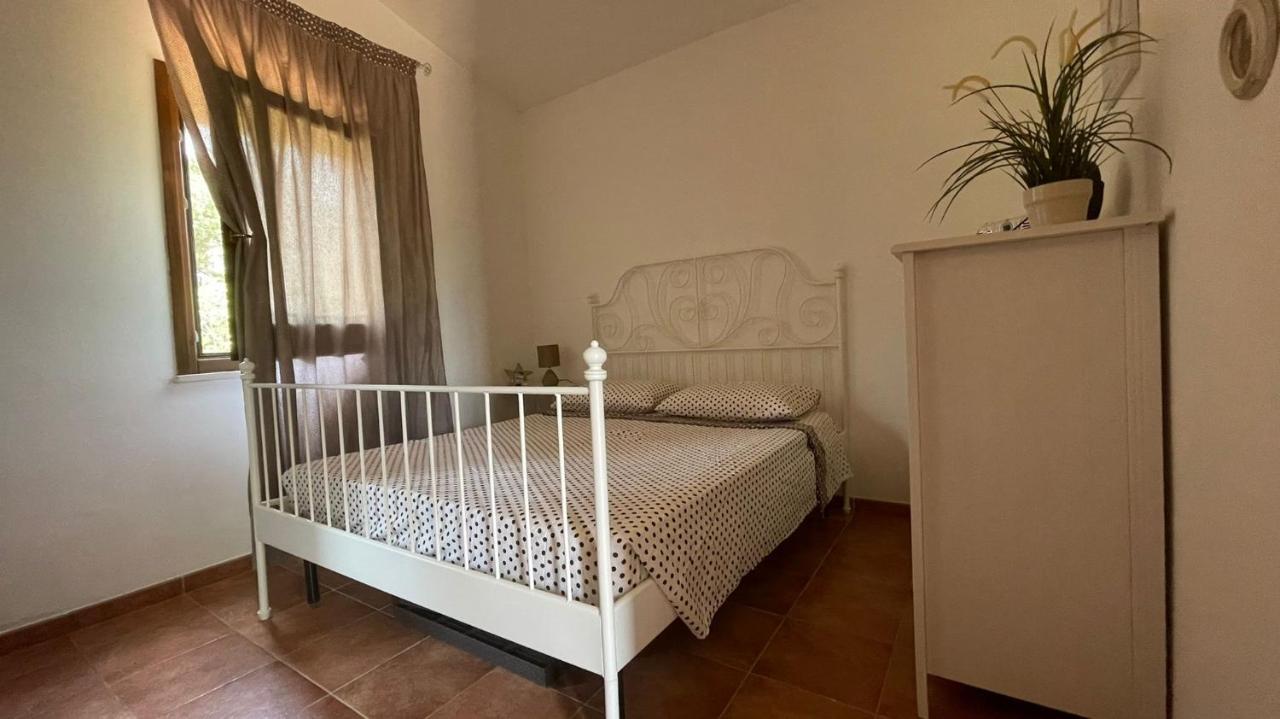 Casa Malo' Villa Ovile la Marinella Ngoại thất bức ảnh