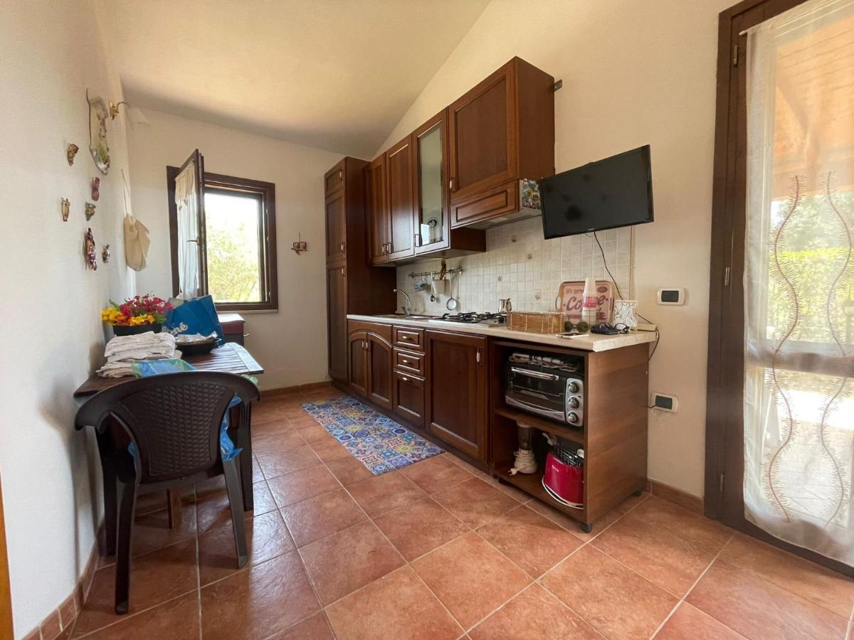 Casa Malo' Villa Ovile la Marinella Ngoại thất bức ảnh