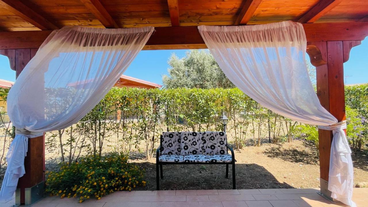 Casa Malo' Villa Ovile la Marinella Ngoại thất bức ảnh