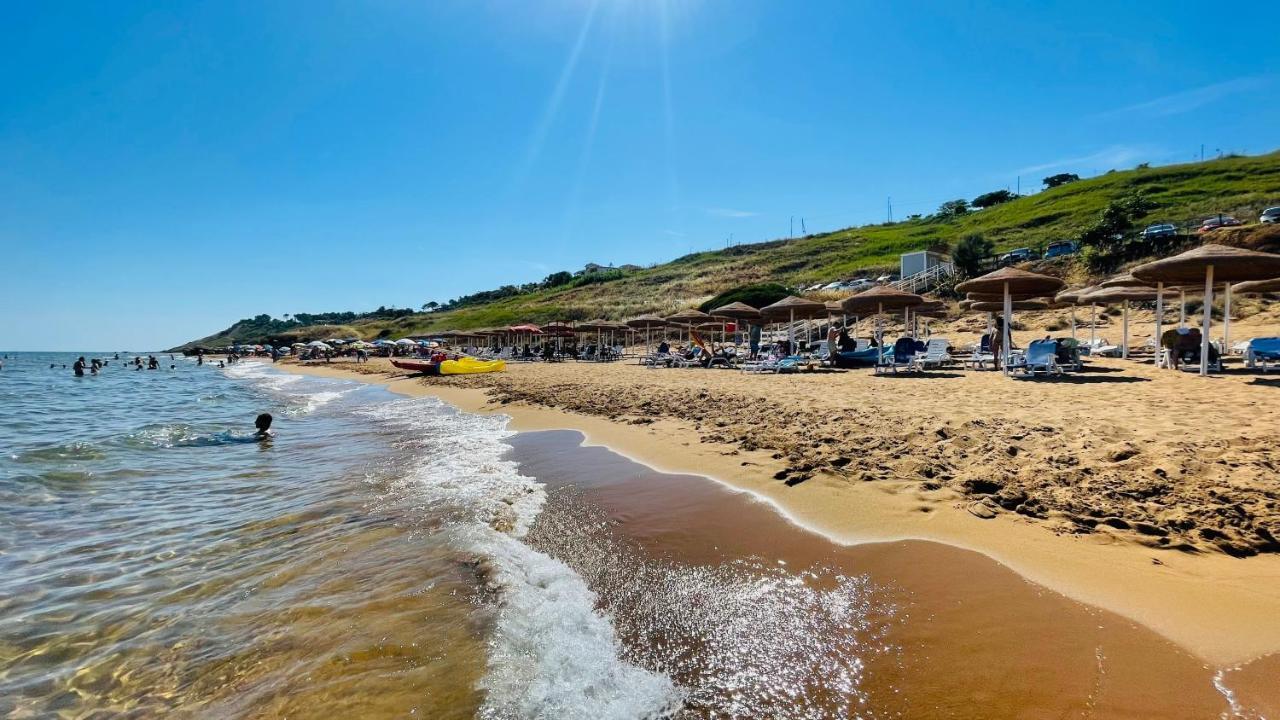 Casa Malo' Villa Ovile la Marinella Ngoại thất bức ảnh