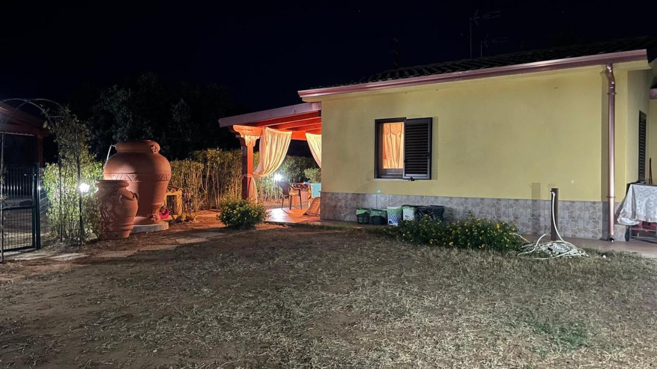Casa Malo' Villa Ovile la Marinella Ngoại thất bức ảnh